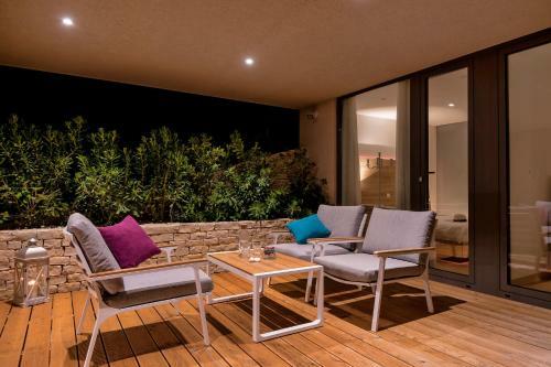 Beautiful Villa Alhena & Aurora