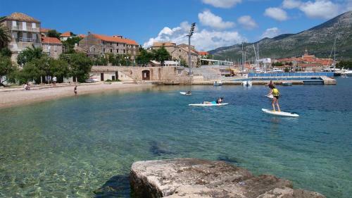 Apartments Vedro - 50 M From Sea