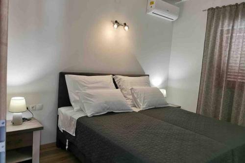 Deluxe Apartman ? Koroma?na?