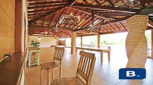 Ch�cara Arizona, 5m Do Thermas