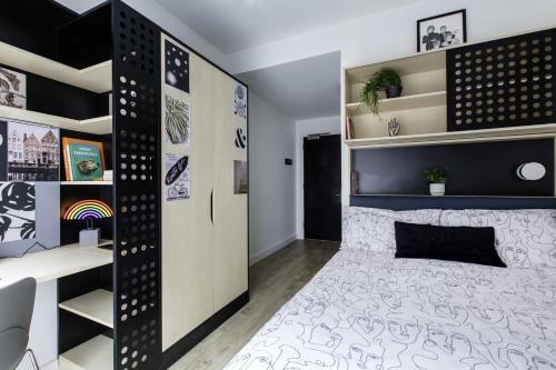 Hotel Destiny Student - Dominick Place