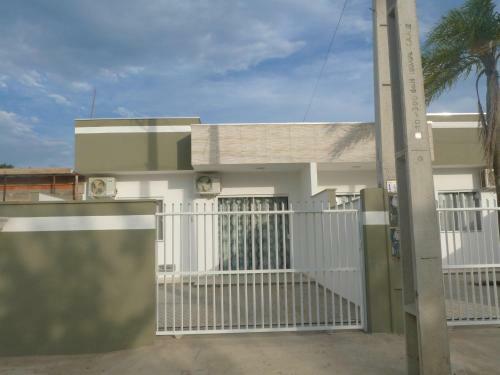 Curta Praia de Arma��o Casa Hort�nsia