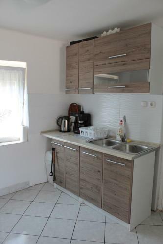 Verand�s Vend�gh�z