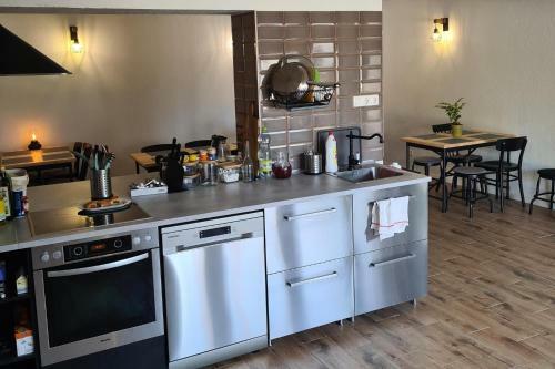 Hostal Mihely�nk