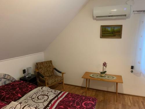 B�stya Apartman
