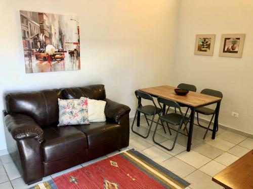 Casa Com �tima Localiza��o