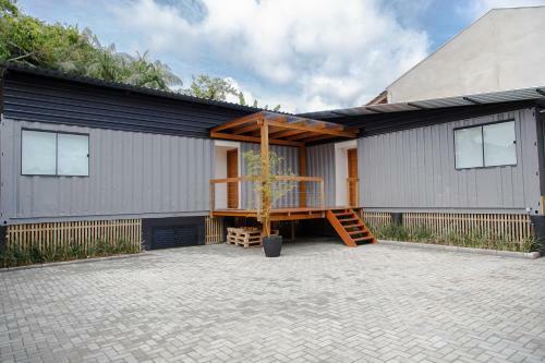 Su�tes Containers