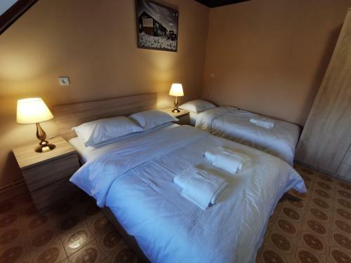 Hostal Ambient Deluxe Apartman