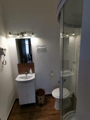 Hostal Ambient Deluxe Apartman