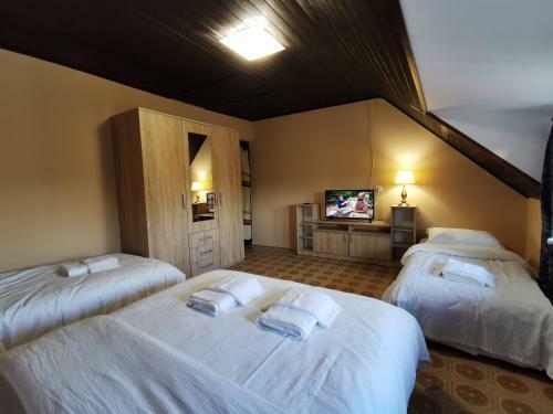 Hostal Ambient Deluxe Apartman