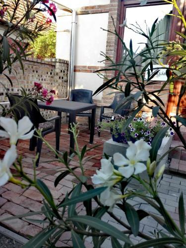 Ker�kv�r Apartman Gyula