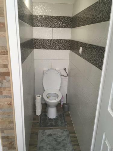 M�ra Apartmanh�z