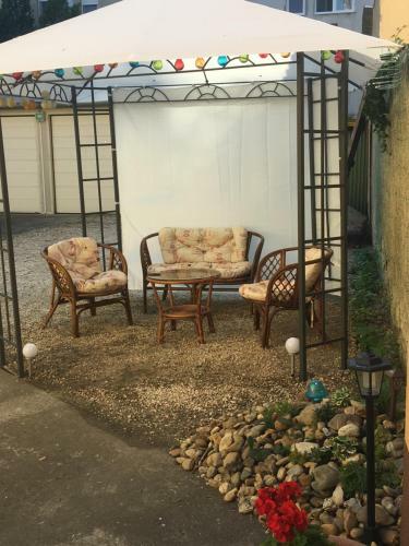 M�ra Apartmanh�z