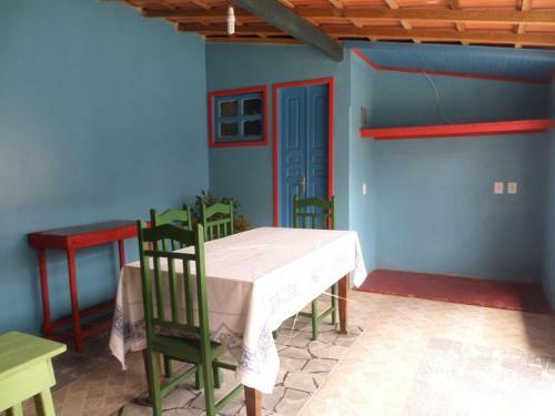 Casa Com Piscina Infantil, Churrasqueira E Wi-fi