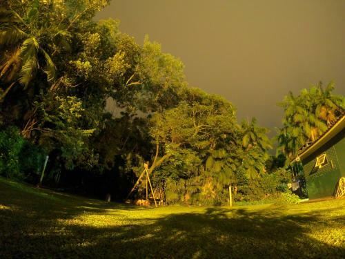Bed & Breakfast Pedra Branca Eco Hostel E Camping