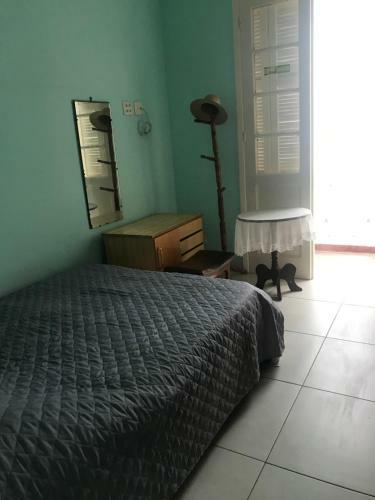 Apartamento 100 Metros Da Praia Na Pomp�ia-santos