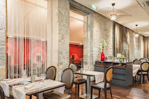 Hotel Logis Grand H�tel Des Bains