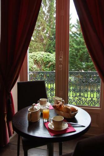 Hotel Logis Grand H�tel Des Bains