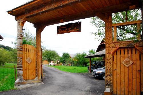 Hostal Vadul Lupilor