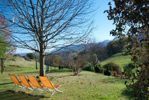 Gites Vall�e D'ossau - Les Jardins Du Cot