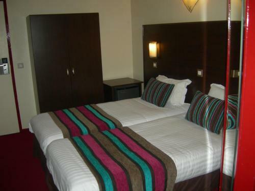 Hotel H�tel Du Val De Seine