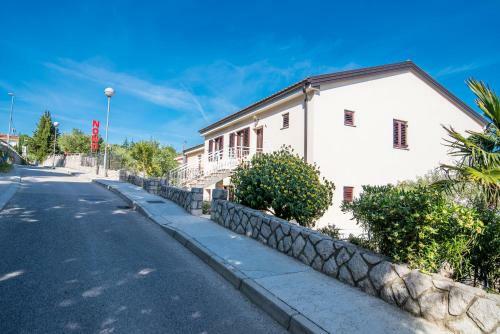 Apartments Ana S