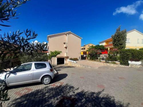 Apartment In Krk - Insel Krk 40969