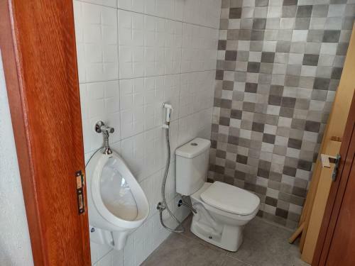 Apartamento Condom�nio Laj�