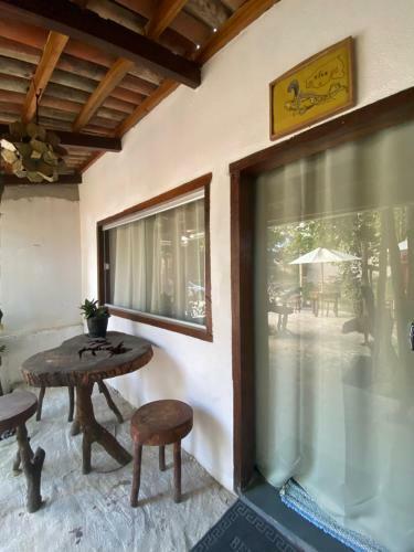 Su�tes Hospedaria Nuparente