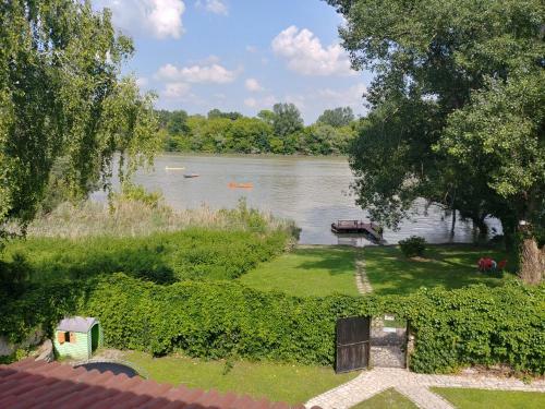 V�zparti Apartmanh�z