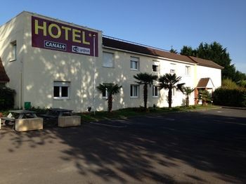 Garden's Hotel
