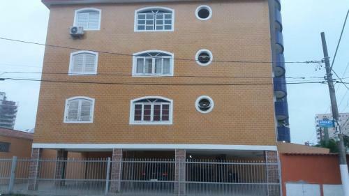 Apartamento Praia Grande Com Wifi E Tv A Cabo