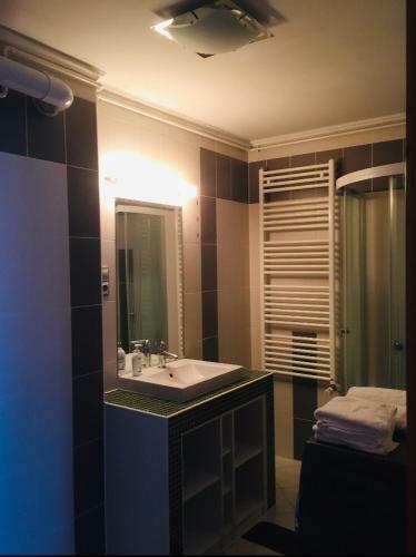 Tina Apartman