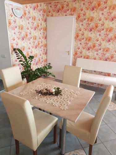 Hostal Villa Peonia