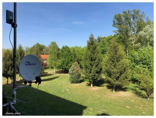 �va Apartman, Helikon-liget