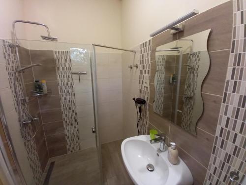 Elizabeth Apartman