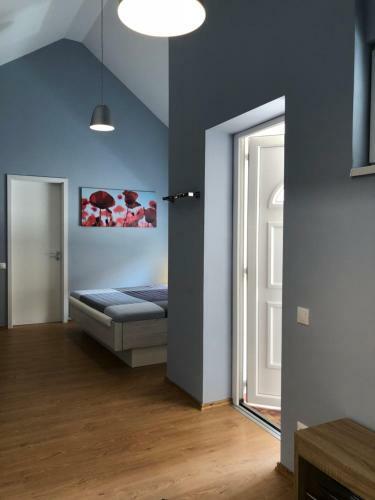Apartamento White Crow House