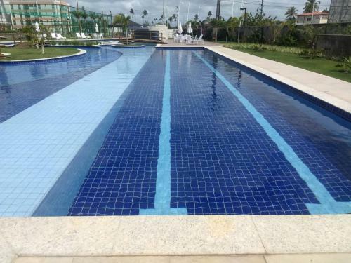 Apartamento Muro Alto Condom�nio Clube