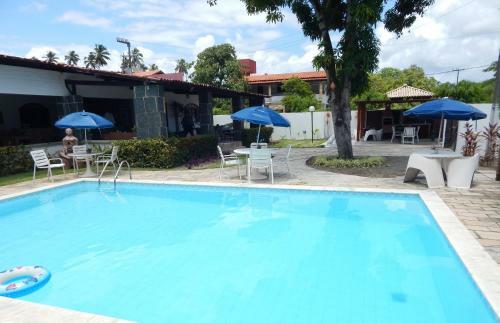 Ampla Casa De 3 Quartos Com Piscina