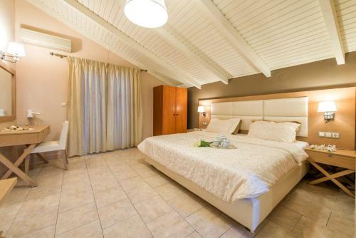 Aparthotel Hotel Plessas Palace