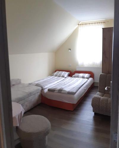 R�zsa Apartment