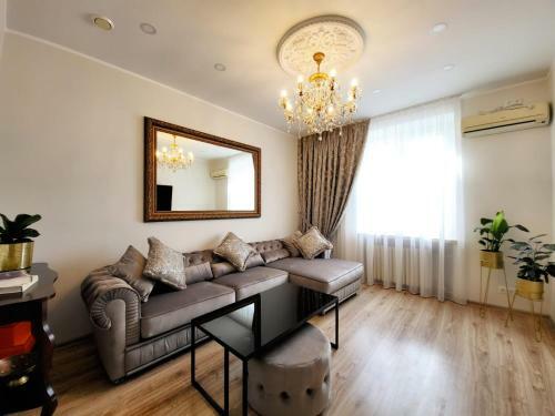 E. D. Angel Wing Apartment