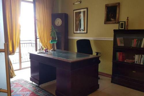 Barrister's Apartments With Fireplace