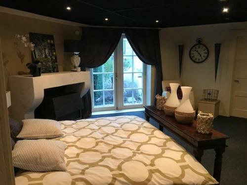 Bed And Breakfast Unique