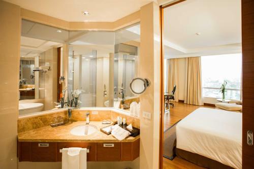 The Grand Fourwings Convention Hotel Bangkok