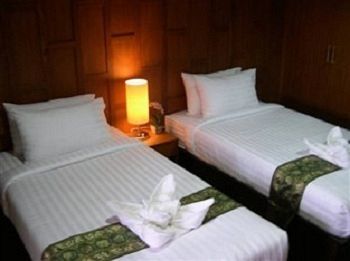 Hotel Orchid Resort