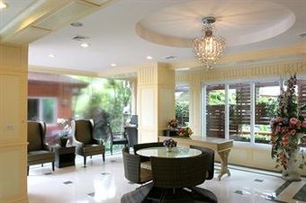 Hotel Orchid Resort