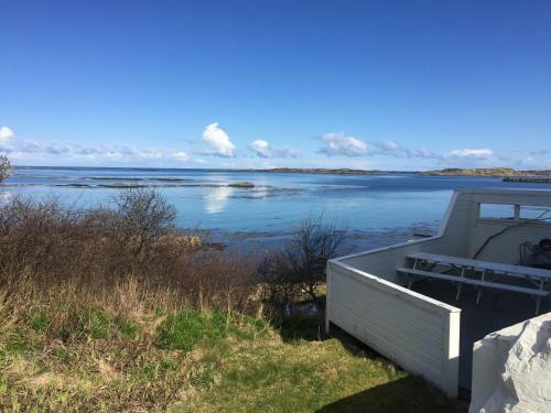 Finn�ya With 180* Atlantic Veiw