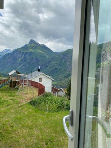 Indreli Feriehus