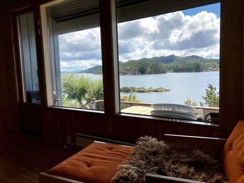 Bergen/sotra:waterfront Cabin(S).boat.fish.jacuzzi